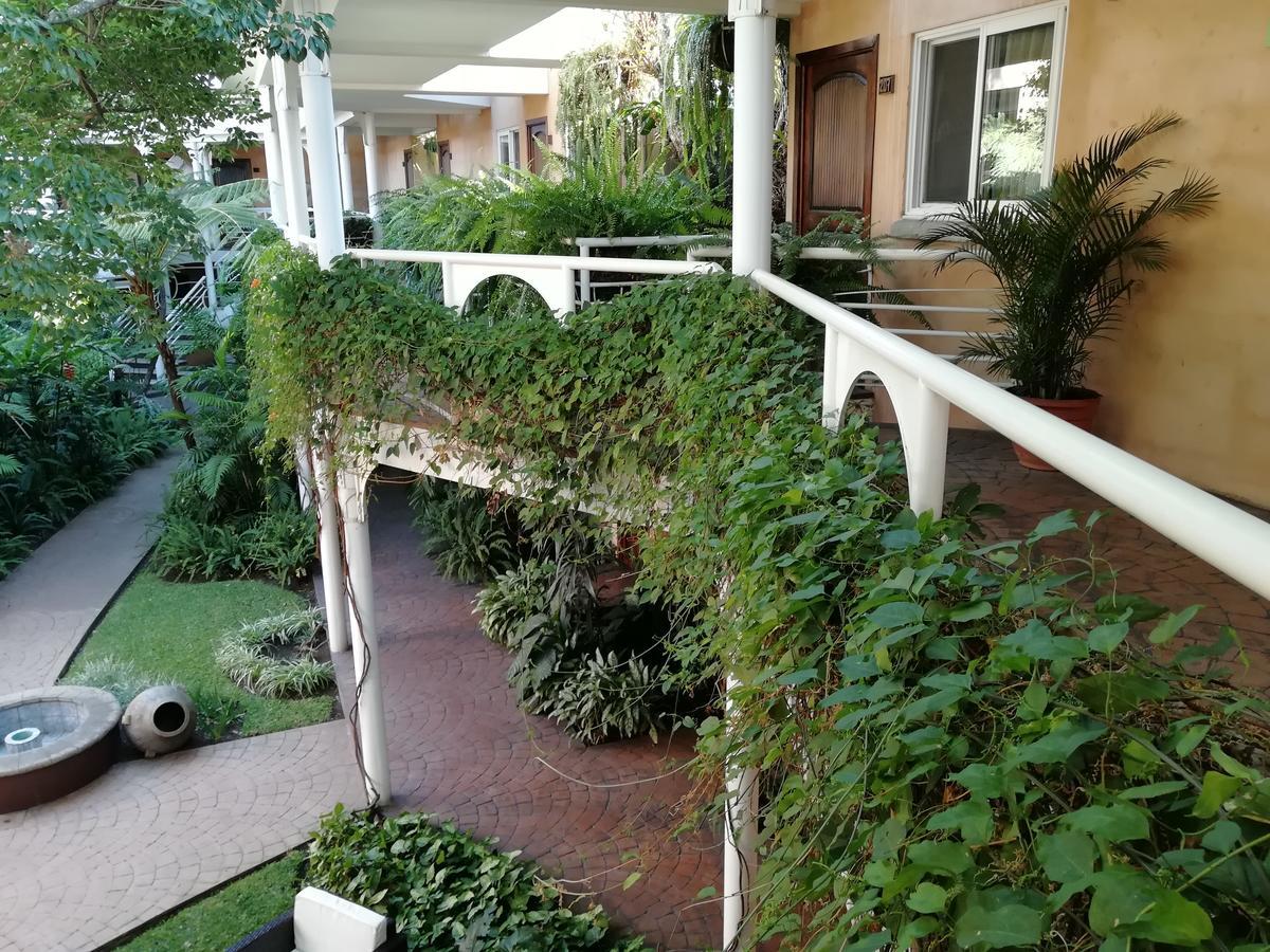 Hotel Ciudad Vieja Guatemala Dış mekan fotoğraf