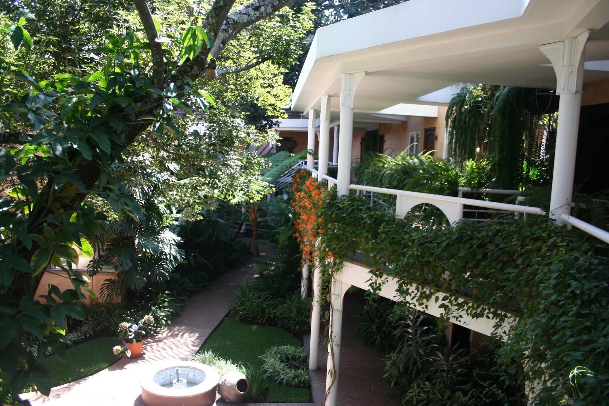 Hotel Ciudad Vieja Guatemala Dış mekan fotoğraf