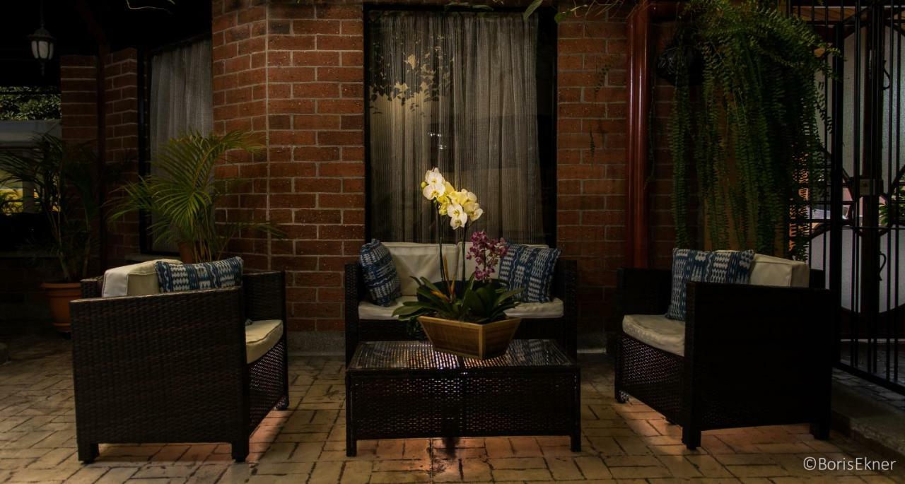 Hotel Ciudad Vieja Guatemala Dış mekan fotoğraf